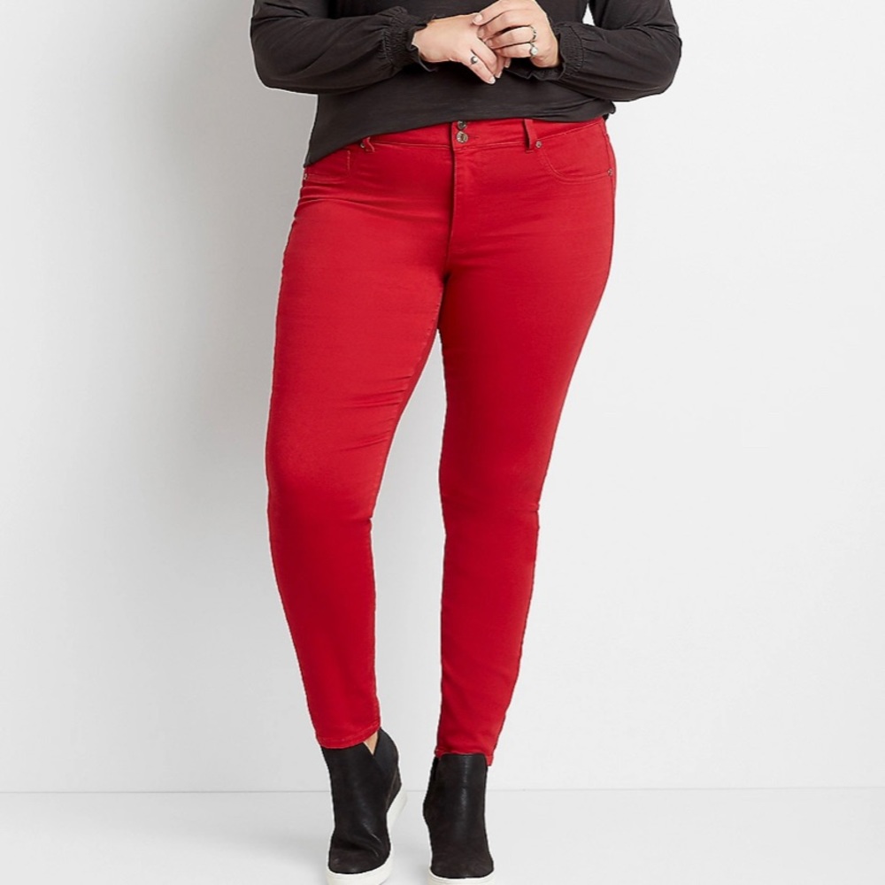 Maurice’s High Rise Double-Button Red Jegging